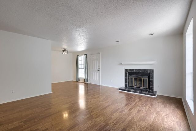 2401 Leon ST 100, Austin, TX 78705