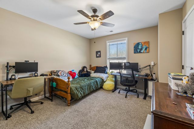 267 Smithson Ln, Clarksville, TN 37040