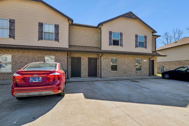 267 Smithson Ln, Clarksville, TN 37040