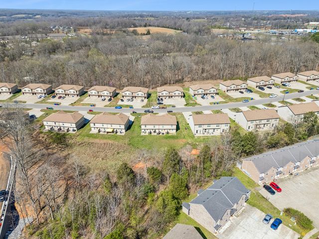 267 Smithson Ln, Clarksville, TN 37040