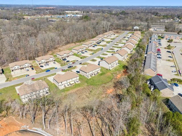 267 Smithson Ln, Clarksville, TN 37040