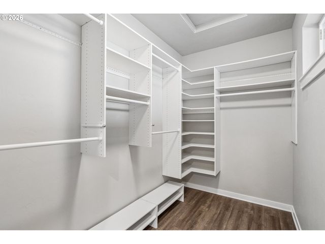 6411 Se POLYANTHA St, Hillsboro, OR 97123