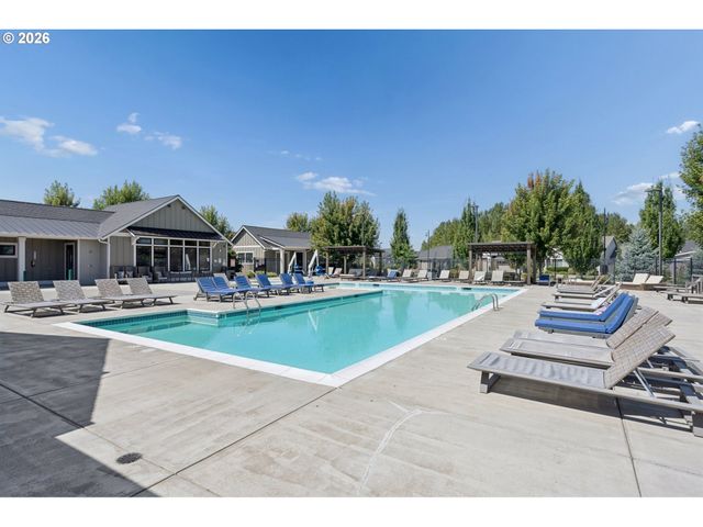 6411 Se POLYANTHA St, Hillsboro, OR 97123