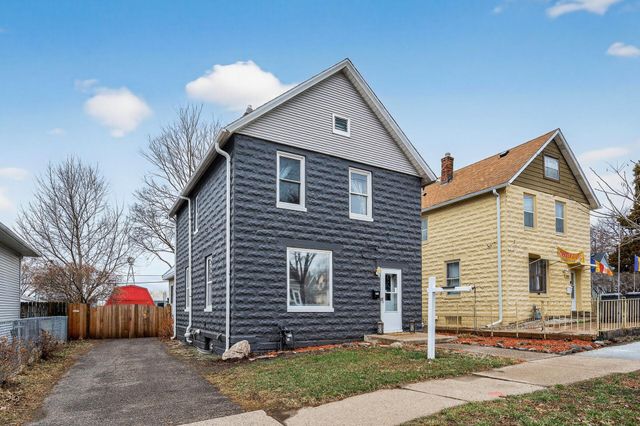 925 Western Avenue N, Saint Paul, MN 55117