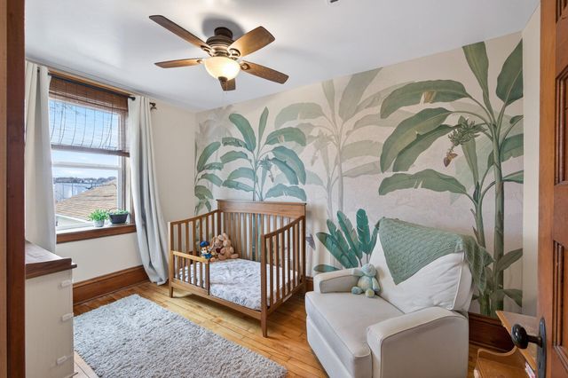 925 Western Avenue N, Saint Paul, MN 55117