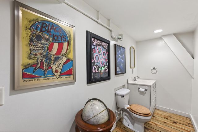 925 Western Avenue N, Saint Paul, MN 55117