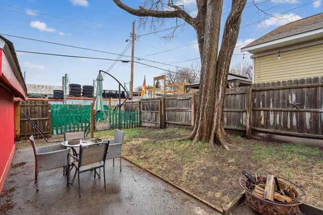 925 Western Avenue N, Saint Paul, MN 55117