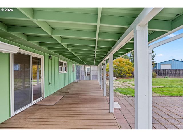 35865 RIVERSIDE Dr, Albany, OR 97321