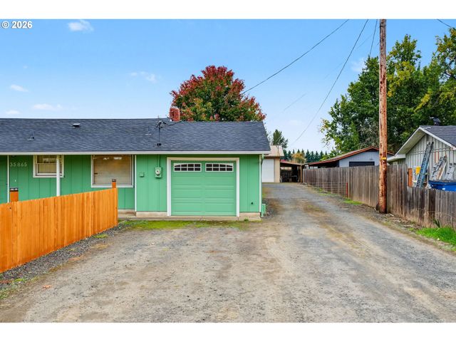 35865 RIVERSIDE Dr, Albany, OR 97321