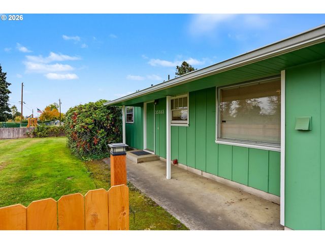35865 RIVERSIDE Dr, Albany, OR 97321
