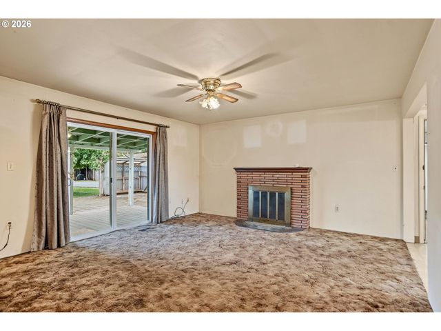 35865 RIVERSIDE Dr, Albany, OR 97321