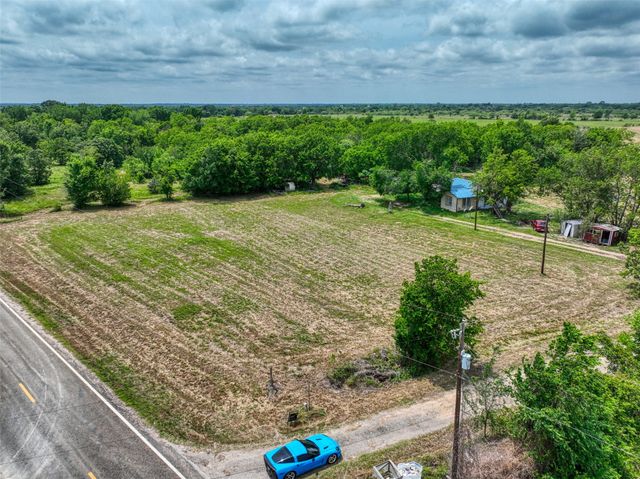305 Fm 637, Corsicana, TX 75109