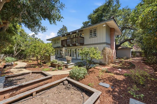 1021 Alegre Avenue, Los Altos, CA 94024