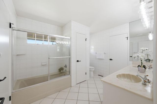 1021 Alegre Avenue, Los Altos, CA 94024