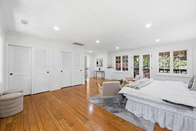 1021 Alegre Avenue, Los Altos, CA 94024