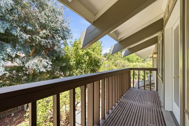 1021 Alegre Avenue, Los Altos, CA 94024
