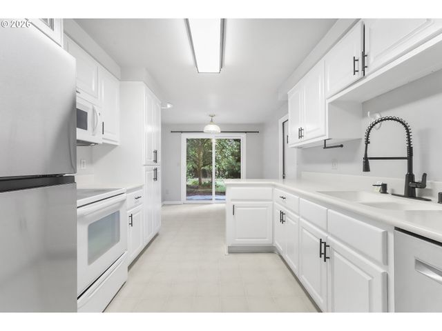 6906 Ne 133RD St, Vancouver, WA 98686