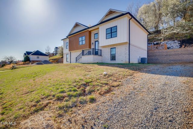 4724 Sterling Lane, Kingsport, TN 37664