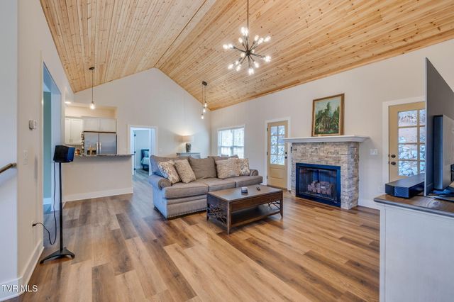 4724 Sterling Lane, Kingsport, TN 37664