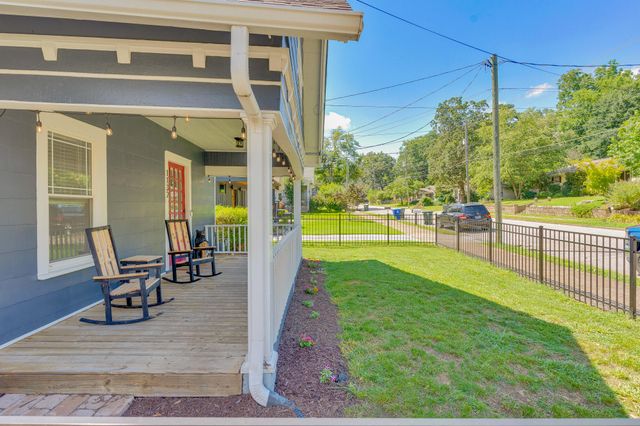 1132 Dartmouth Street, Chattanooga, TN 37405