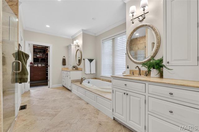 1189 Hampton Park Drive, Richmond Heights, MO 63117