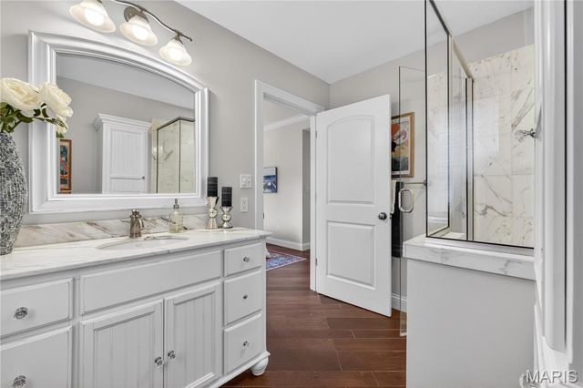 1189 Hampton Park Drive, Richmond Heights, MO 63117