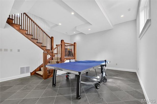 1189 Hampton Park Drive, Richmond Heights, MO 63117