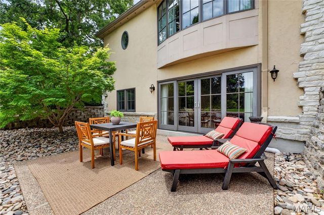 1189 Hampton Park Drive, Richmond Heights, MO 63117