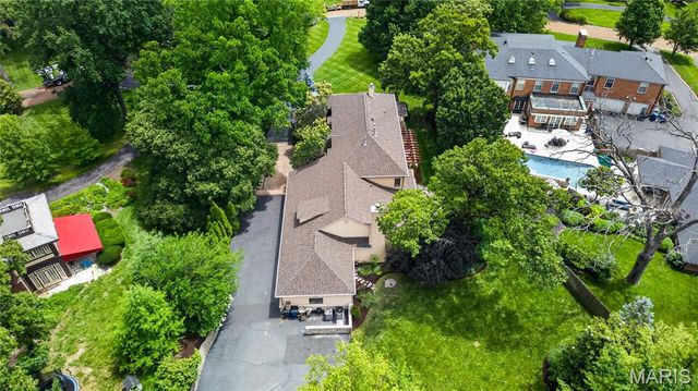 1189 Hampton Park Drive, Richmond Heights, MO 63117