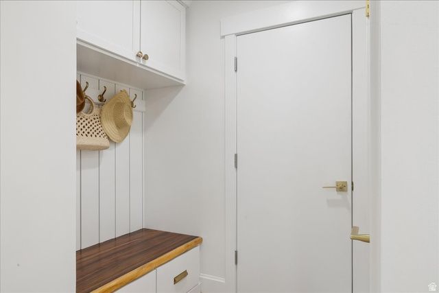 1518 S CANTERBURY DR, Salt Lake City, UT 84108