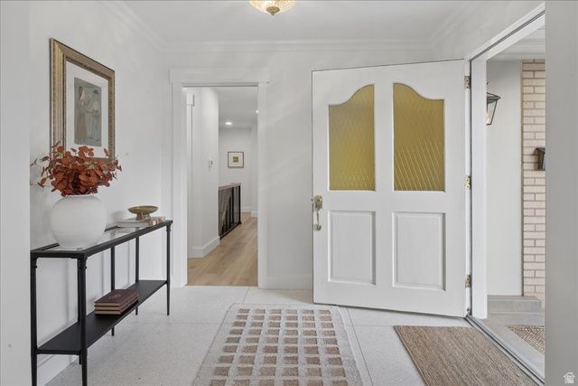 1518 S CANTERBURY DR, Salt Lake City, UT 84108