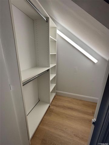 1353 Old Northern Boulevard, Roslyn, NY 11576