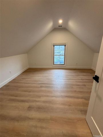 1353 Old Northern Boulevard, Roslyn, NY 11576