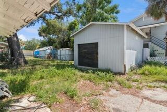 821 N Ridgewood Avenue, Daytona Beach, FL 32114