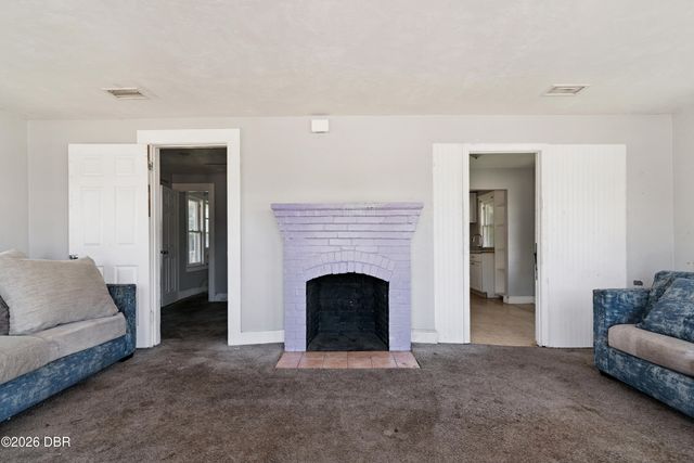 821 N Ridgewood Avenue, Daytona Beach, FL 32114