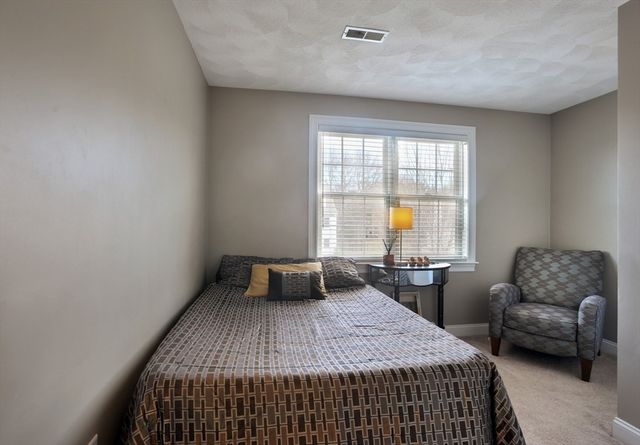 46 Ashwood Ave, Wilmington, MA 01887