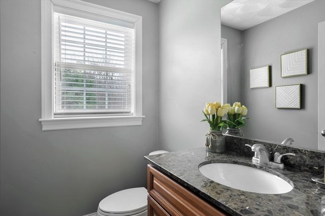 46 Ashwood Ave, Wilmington, MA 01887