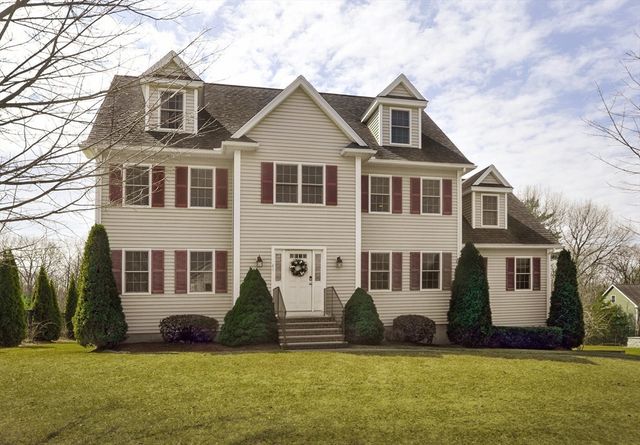 46 Ashwood Ave, Wilmington, MA 01887