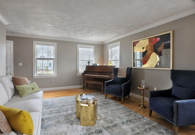 46 Ashwood Ave, Wilmington, MA 01887