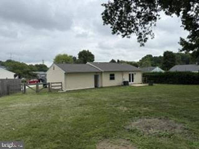 5 SUSTAIN CT, Newark, DE 19713
