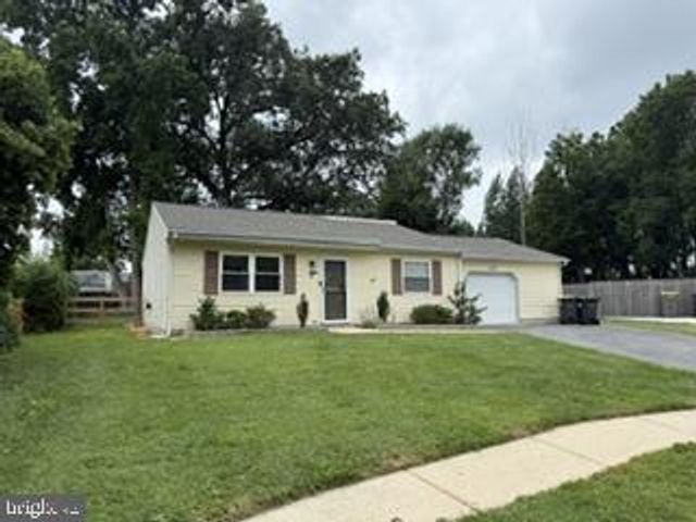5 SUSTAIN CT, Newark, DE 19713
