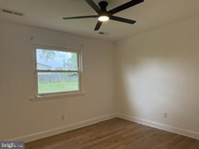 5 SUSTAIN CT, Newark, DE 19713