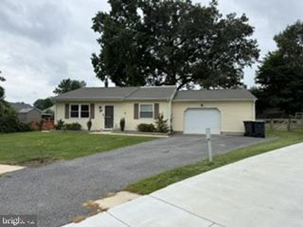 5 SUSTAIN CT, Newark, DE 19713