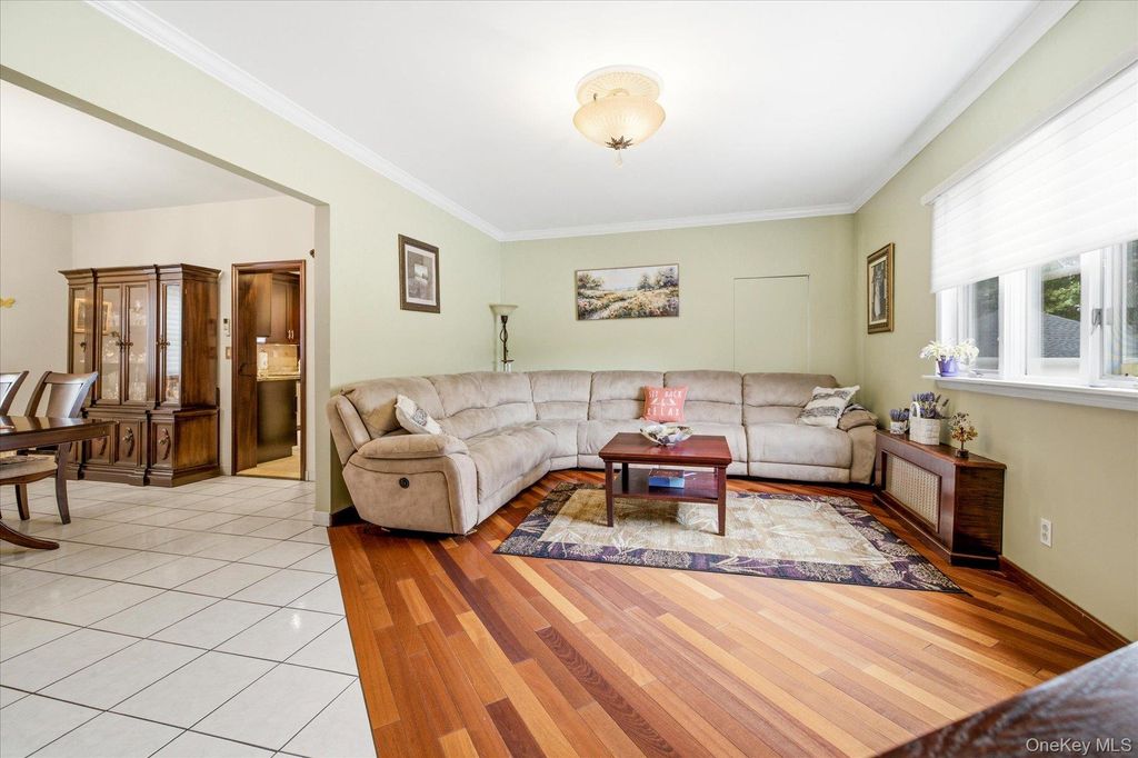 298 Lincoln Place, Lawrence, NY 11559 — photo 3
