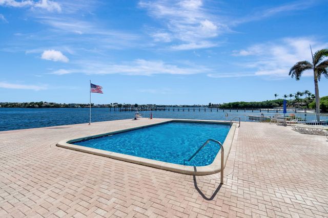 1810 New Palm Way 316, Boynton Beach, FL 33435