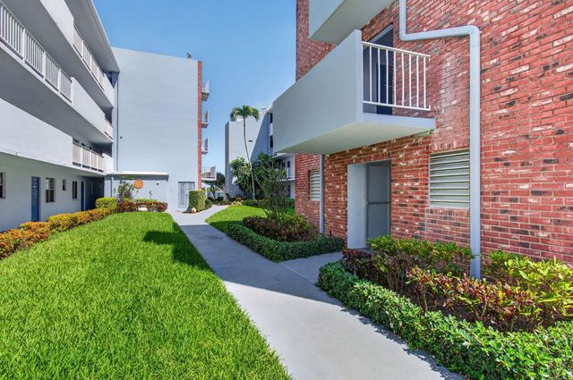 1810 New Palm Way 316, Boynton Beach, FL 33435