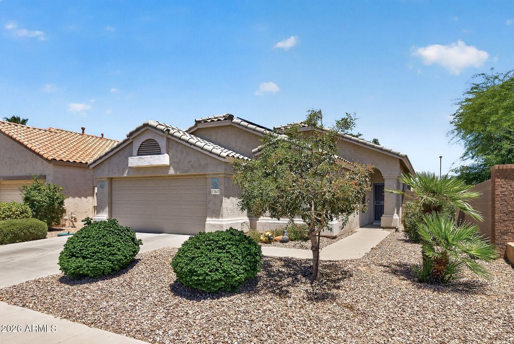 17847 N FIESTA Drive, Surprise, AZ 85374 — photo 3