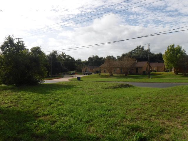 524 Old McDade Rd Old McDade RD, Elgin, TX 78621