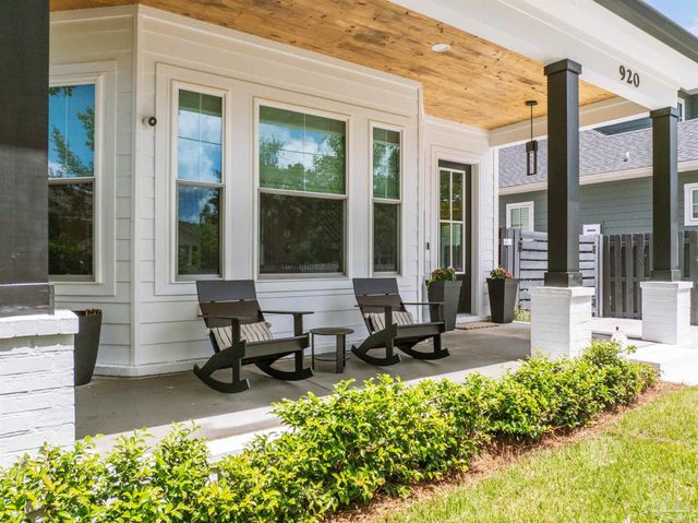 920 E Hernandez St, Pensacola, FL 32503