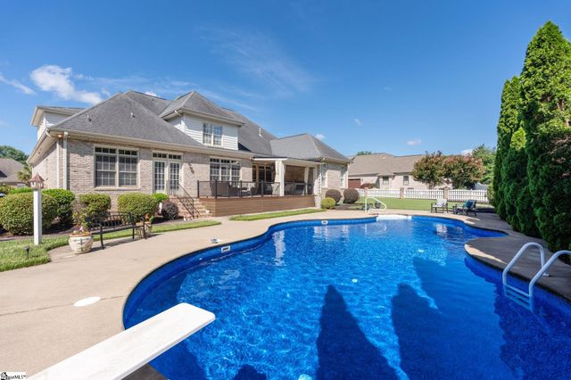 3 Charlestonplace Court, Greenville, SC 29615